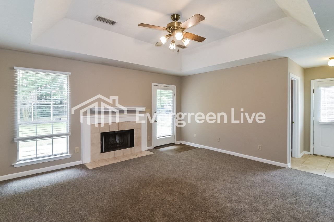 6540 Juniper Tree Ln - Photo 5 of 14