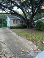 featured image of 419 Jackson Ave
