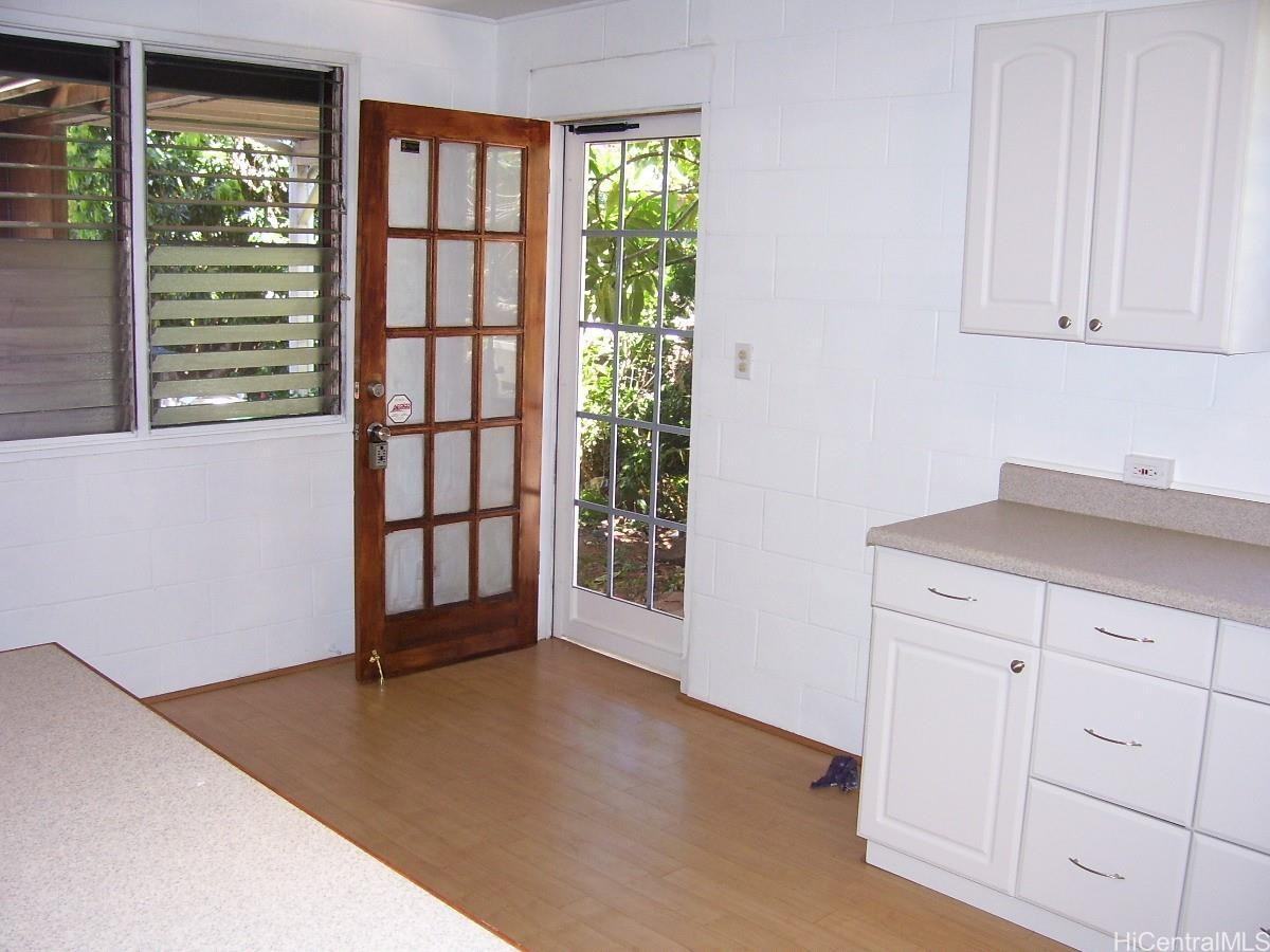 3219 Pahoa Ave - Photo 2 of 8