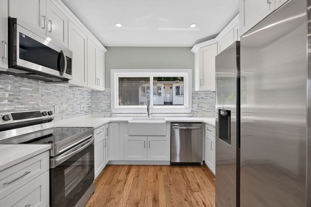 31 Wordsworth St - Photo 3 of 27