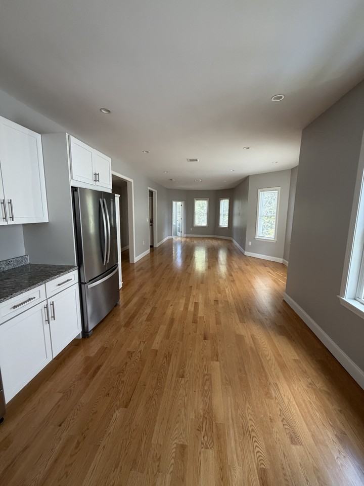 229 Fellsway W #2 - Photo 6 of 22