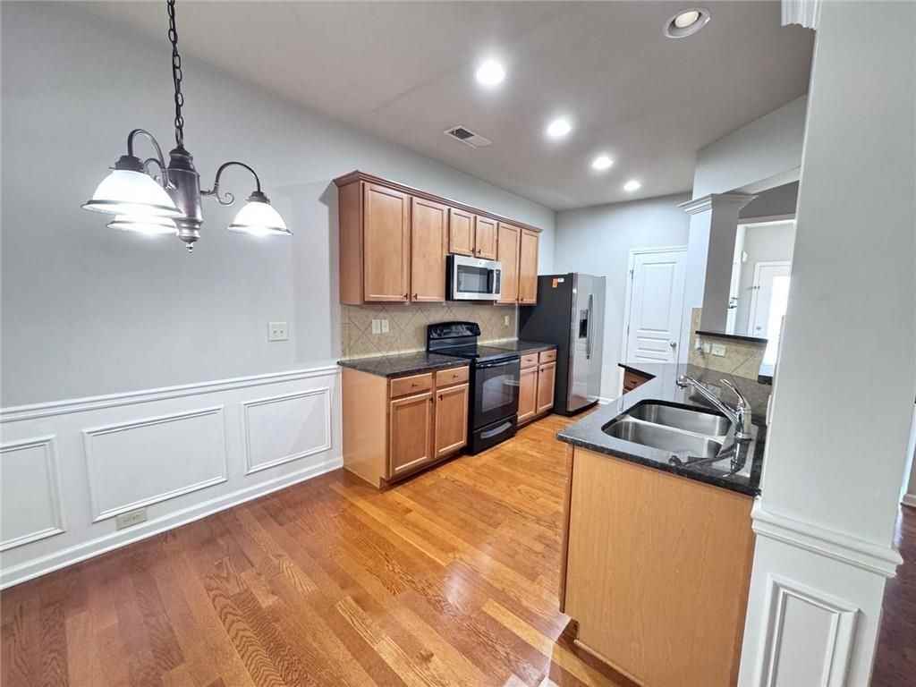 1420 Brookmere Way - Photo 7 of 19