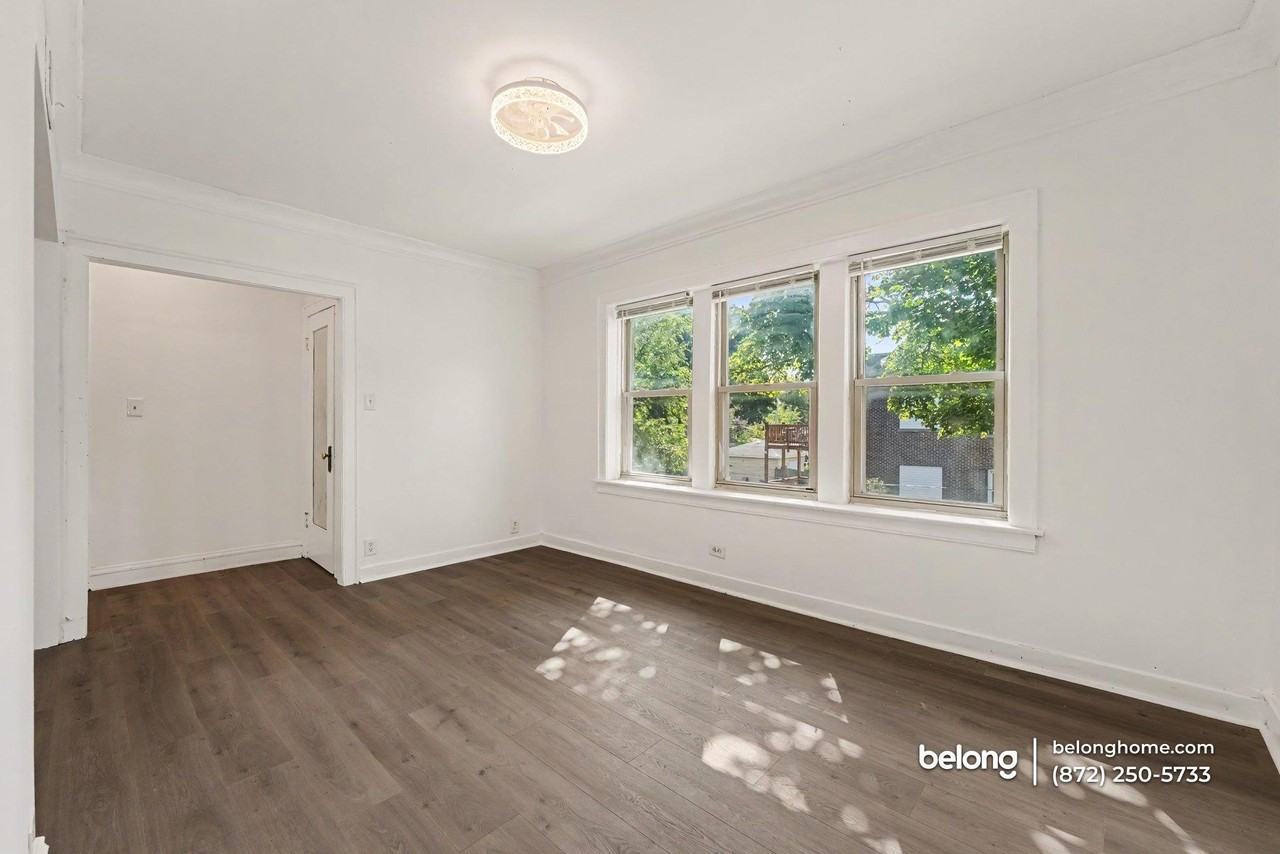 8735 S Langley Ave #2N - Photo 4 of 16