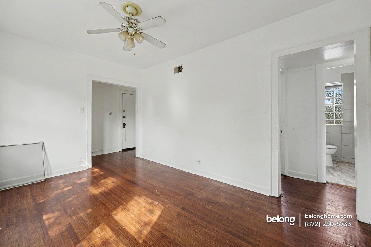 8737 S Langley Ave #2S - Photo 3 of 15