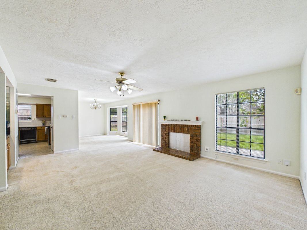 814 Lochnell Dr - Photo 6 of 14