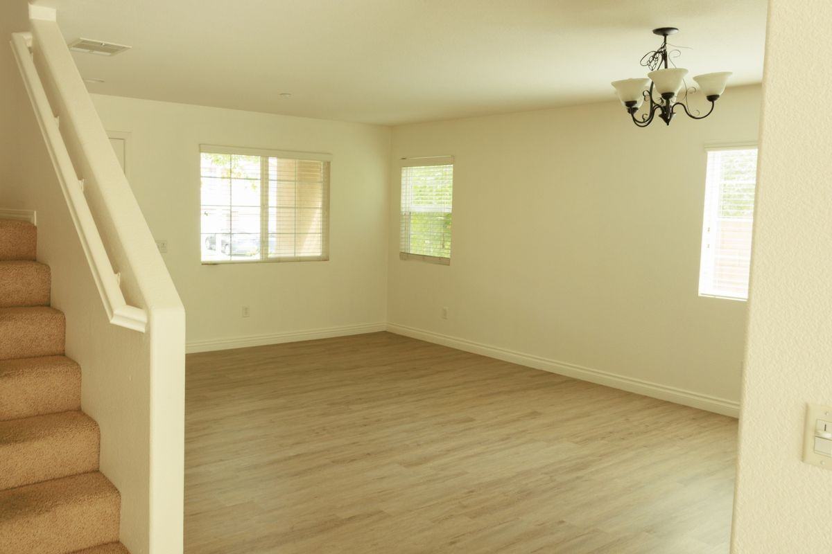 18415 Whitewater Way - Photo 3 of 3