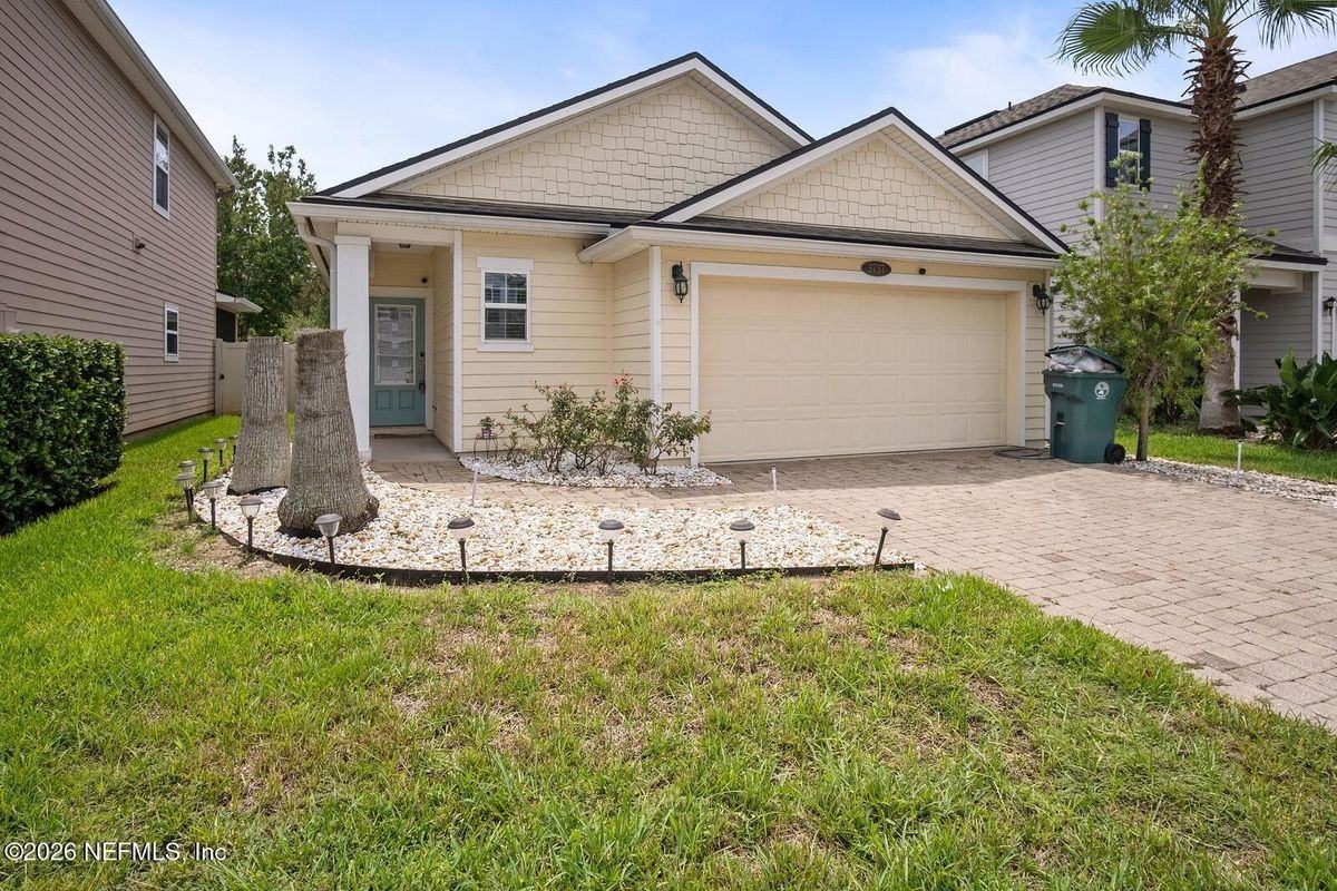 3737 Coastal Cove Cir