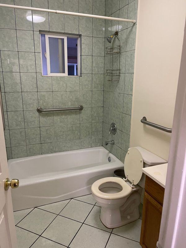 3161 Hutchison Ave - Photo 7 of 13