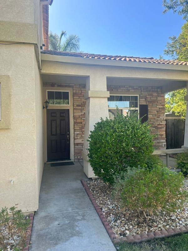789 Sparrow Ct - Photo 4 of 33