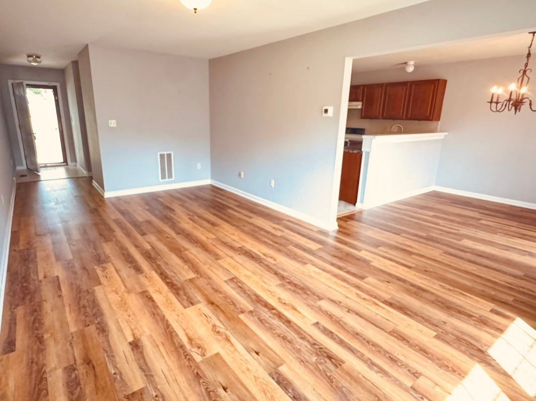 6668 Pioneer Dr - Photo 5 of 15