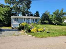 featured image of 25 Marian Ave
