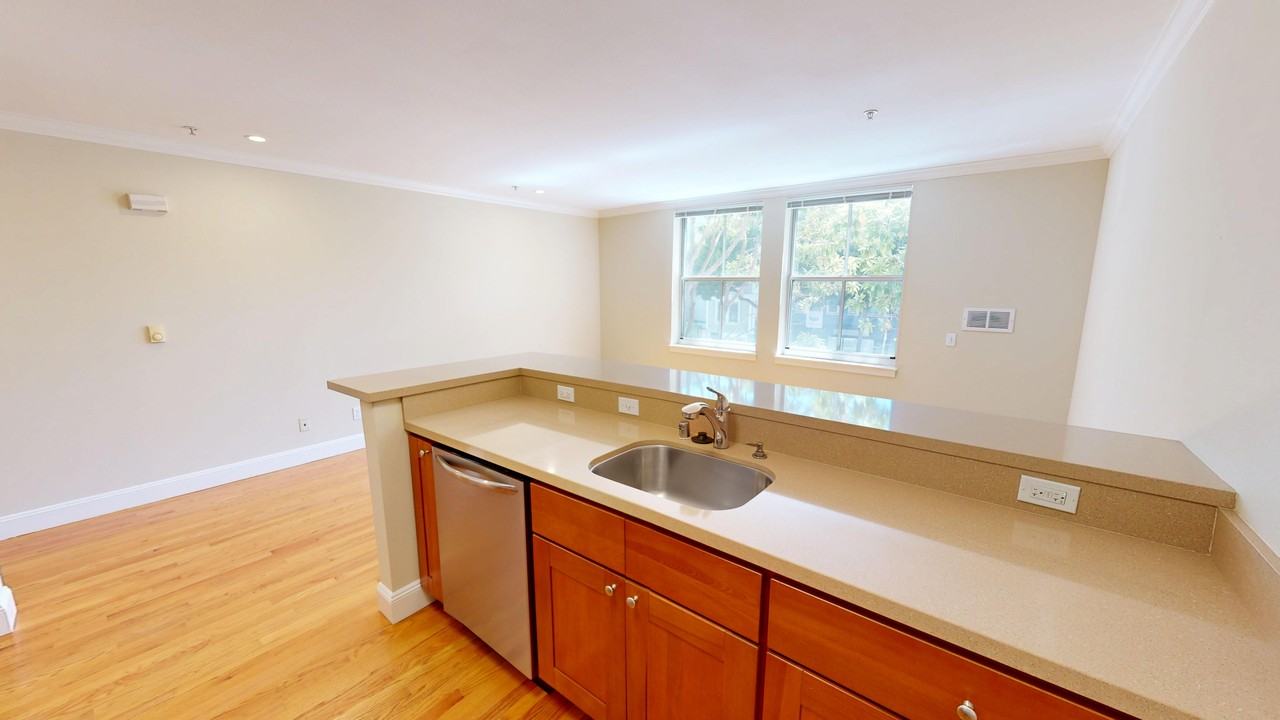 3322 Buchanan Street - Photo 6 of 19