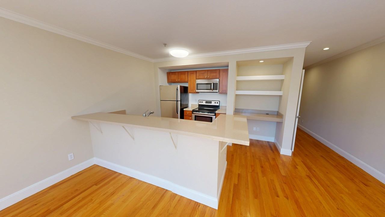 3322 Buchanan Street - Photo 3 of 19