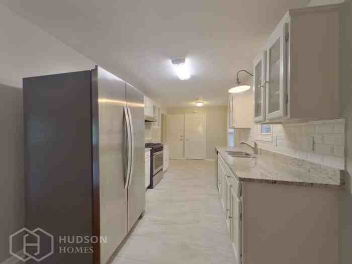 18 Hartley Woods Dr Ne - Photo 4 of 23
