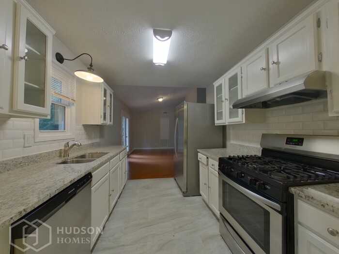 18 Hartley Woods Dr Ne - Photo 5 of 23