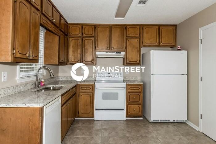 230 Wildwood Dr - Photo 7 of 16