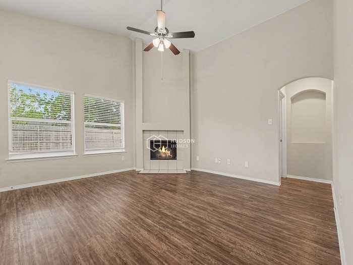 2649 Elderberry Ln - Photo 6 of 24