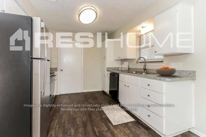 701 S Perkins St - Photo 3 of 23