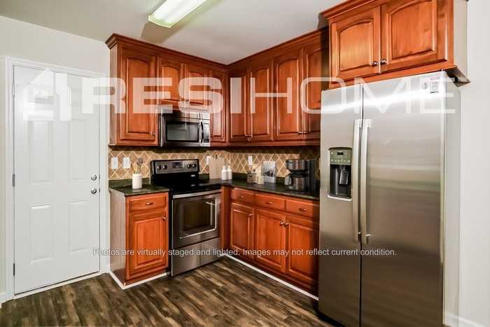 702 Carter Grove Rd - Photo 2 of 24
