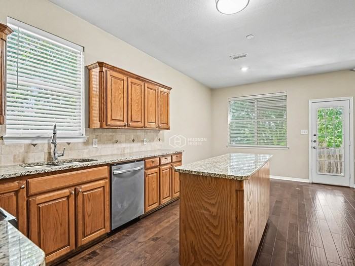 2309 Summer Brook Dr - Photo 7 of 21