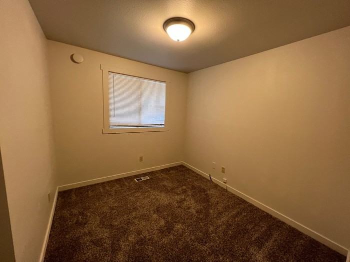 2206 S Locust St - Photo 6 of 10