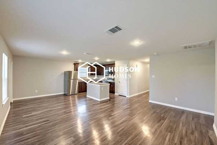 9903 Lanewell St - Photo 3 of 14