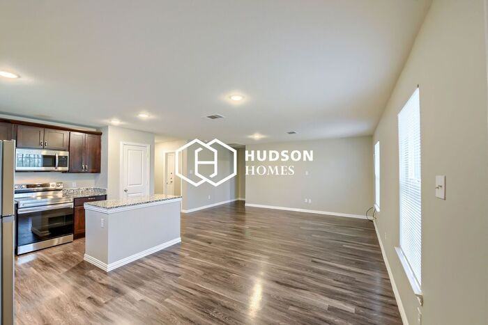 9903 Lanewell St - Photo 4 of 14