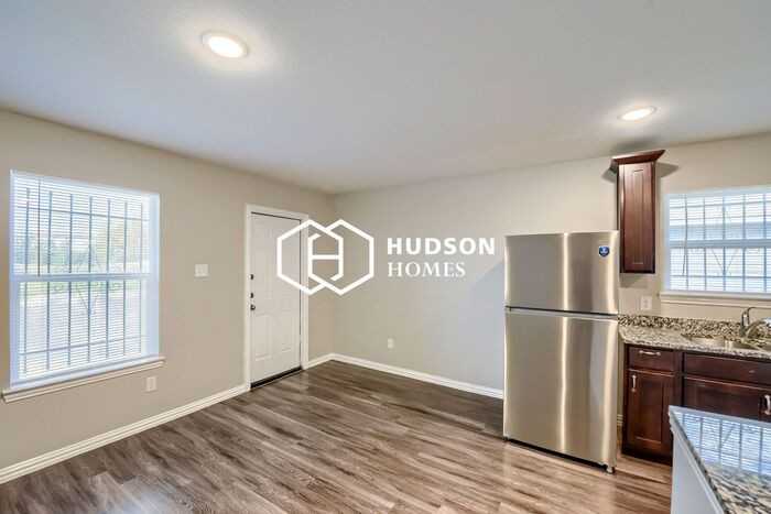 9903 Lanewell St - Photo 6 of 14