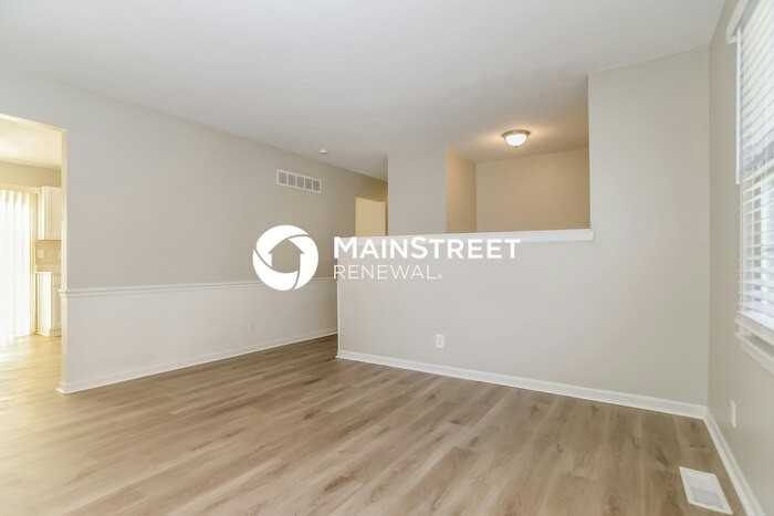 15915 W 152nd Cir - Photo 5 of 18