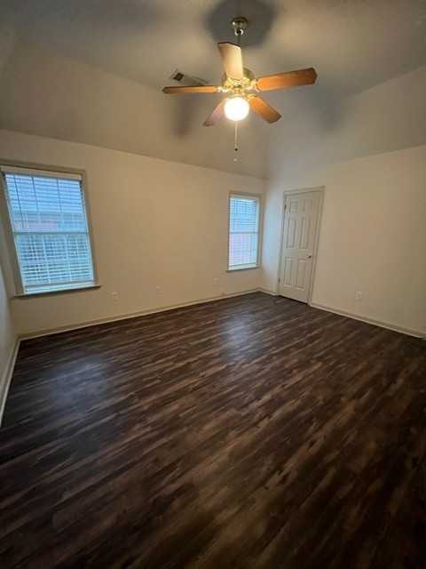 9220 Fletcher Wood Dr - Photo 7 of 10