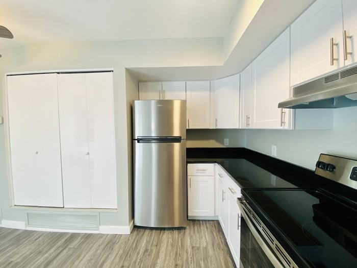 335 S Railroad Ave #335 - Photo 2 of 26