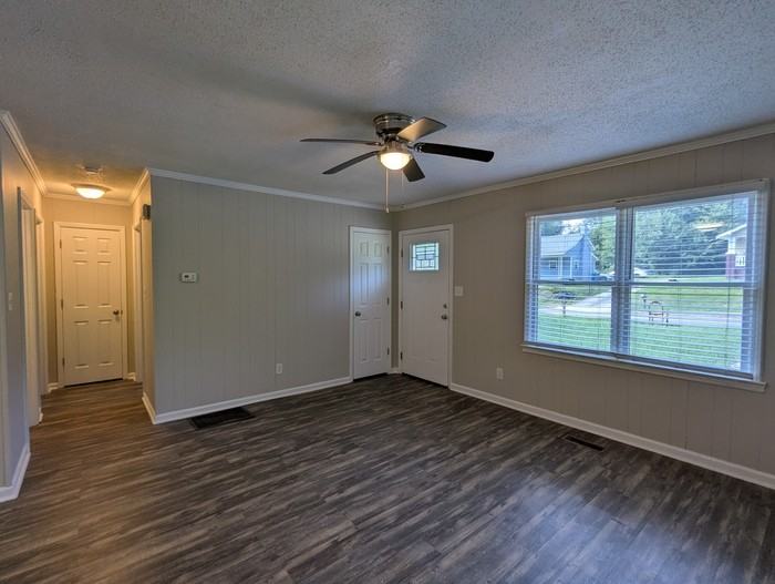 514 Bringle Ferry Rd #1 - Photo 3 of 15