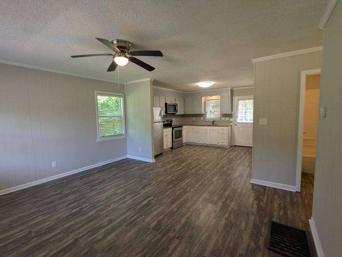 514 Bringle Ferry Rd #1 - Photo 4 of 15