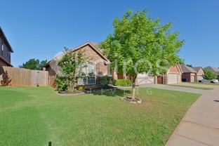 19001 Butterfly Blvd - Photo 1 of 1