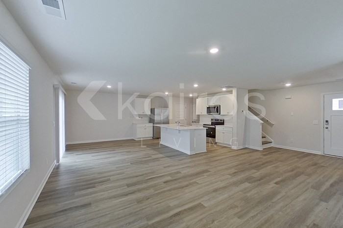 102 Inez Ave - Photo 2 of 25