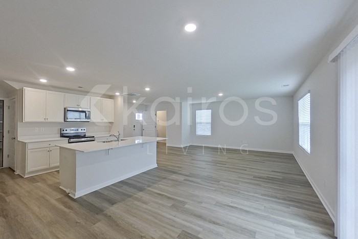 102 Inez Ave - Photo 4 of 25