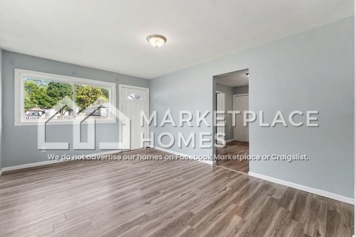 7432 Beech Ave - Photo 4 of 23