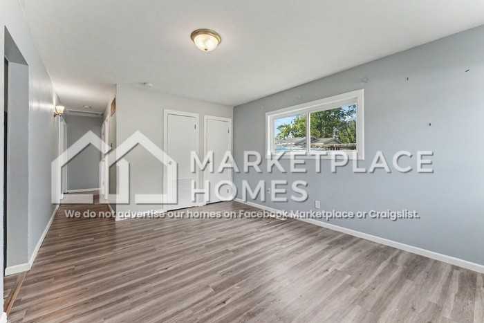 7432 Beech Ave - Photo 5 of 23