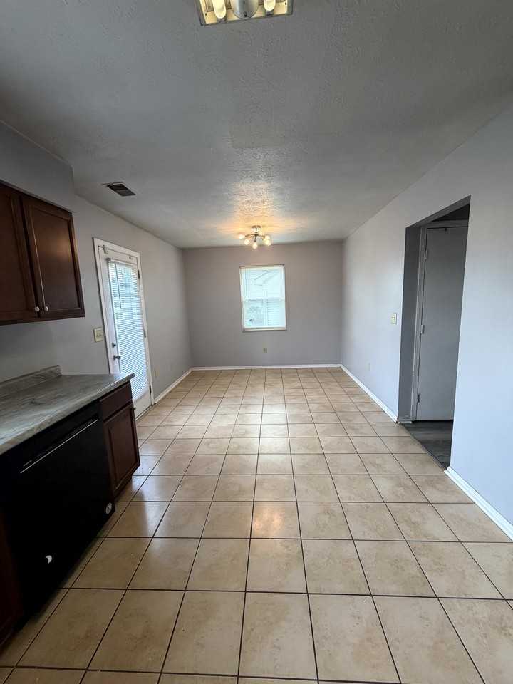6643 Fairway Ave #NA - Photo 3 of 22