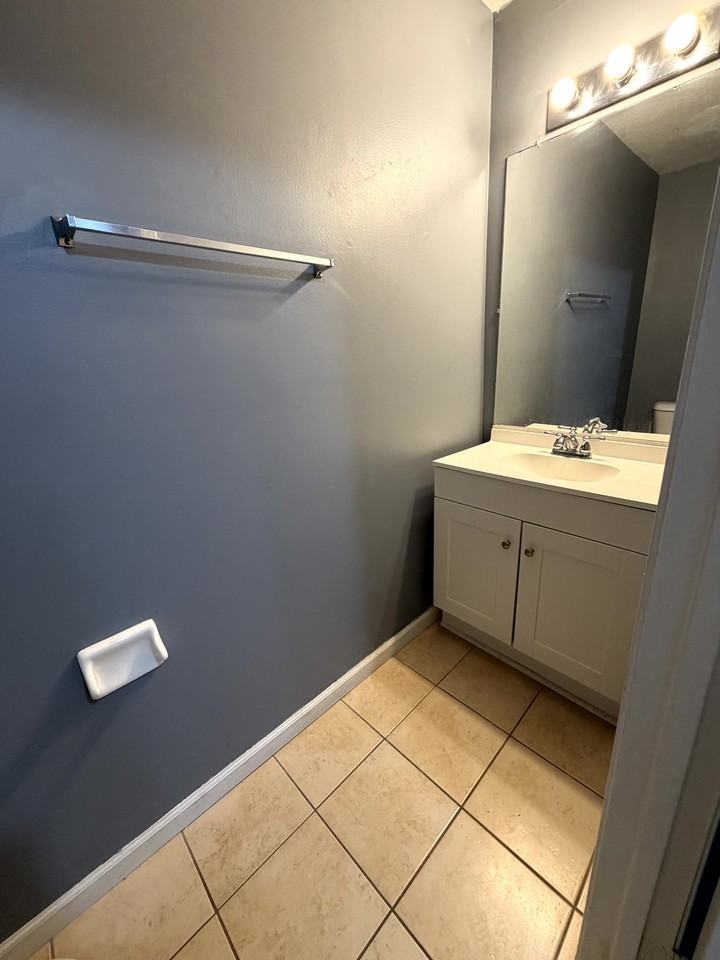 6643 Fairway Ave #NA - Photo 4 of 22
