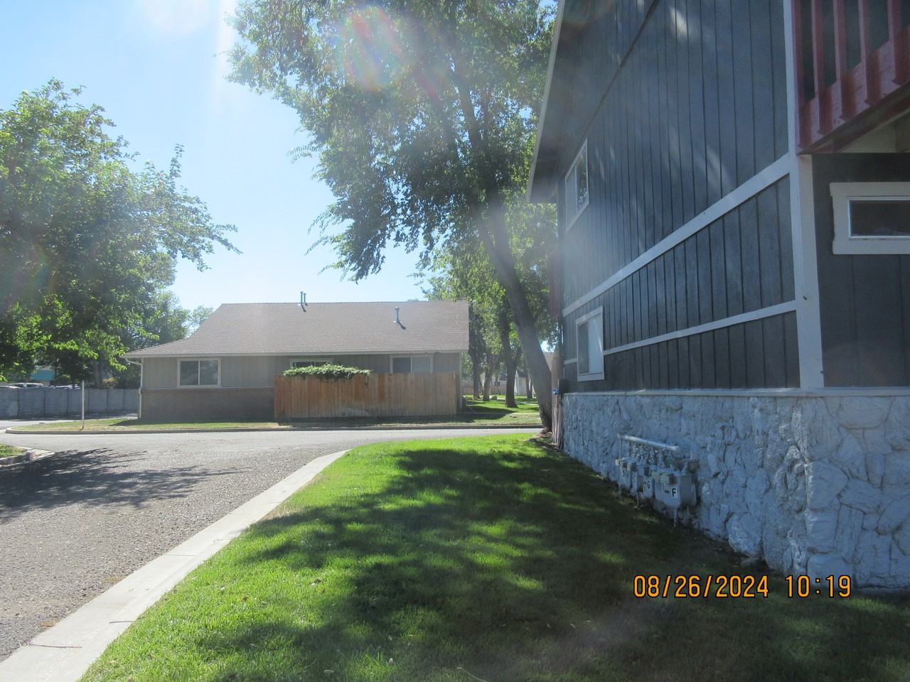 1532 North Ct #F - Photo 3 of 10
