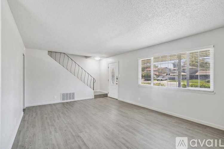 9101 La Riviera Dr - Photo 2 of 10