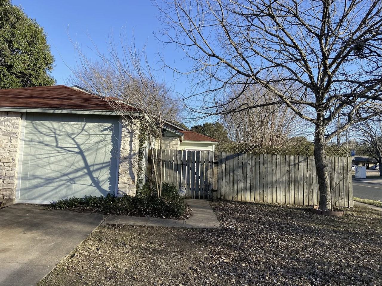 7605 Woodstone Cv #B - Photo 2 of 31