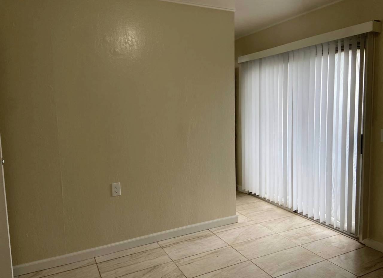 505 N Valencia Blvd #NA - Photo 6 of 11
