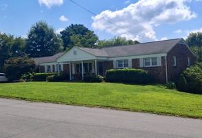 featured image of 1711 Mcclellan Dr #NA