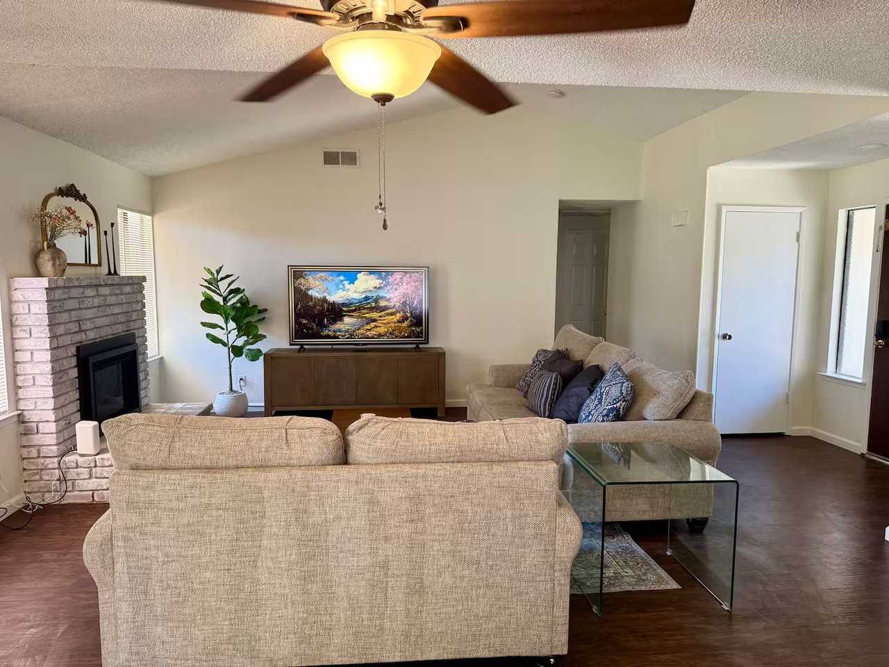 4031 W San Bruno Ave #NA - Photo 2 of 11