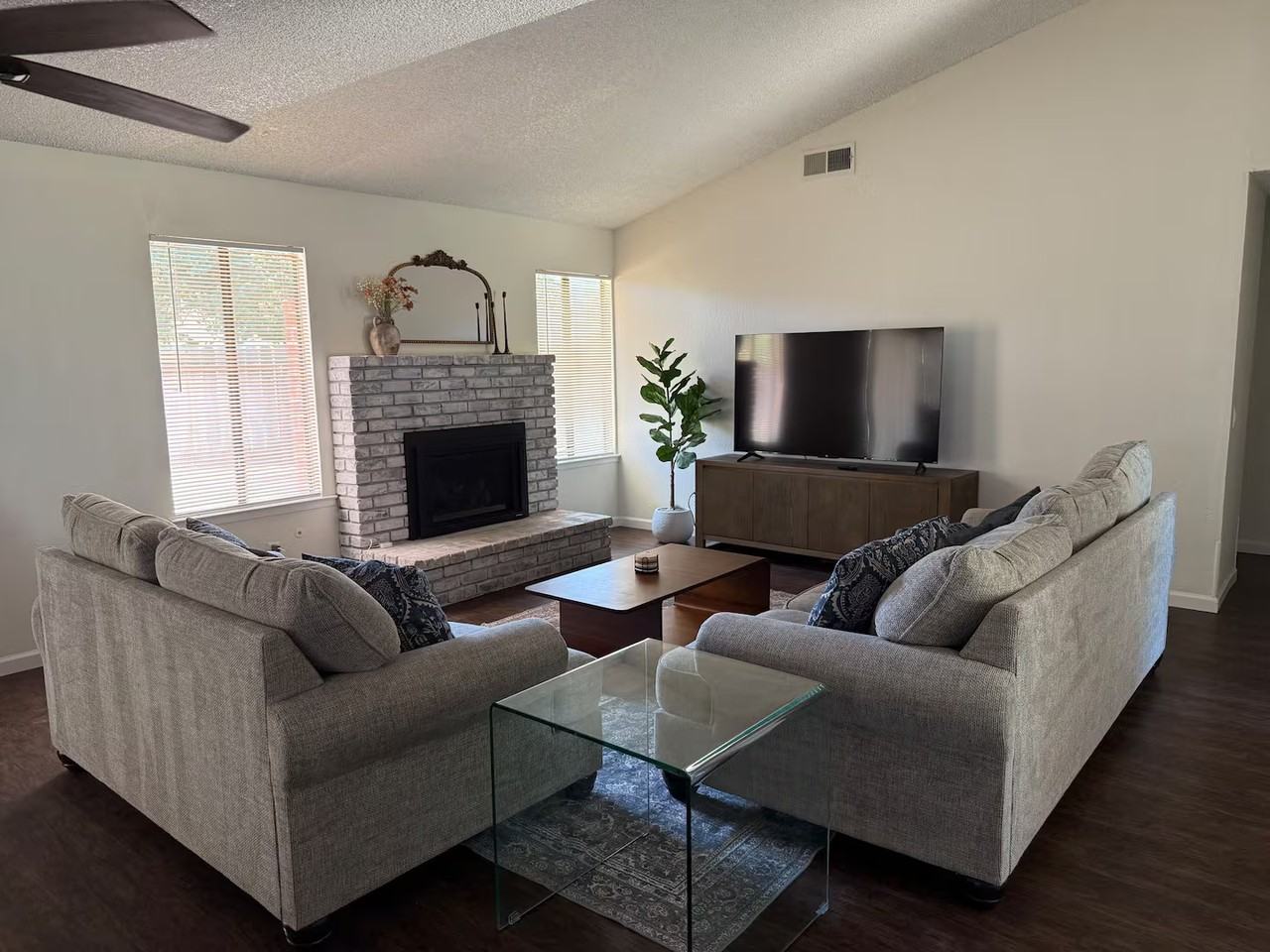 4031 W San Bruno Ave #NA - Photo 3 of 11