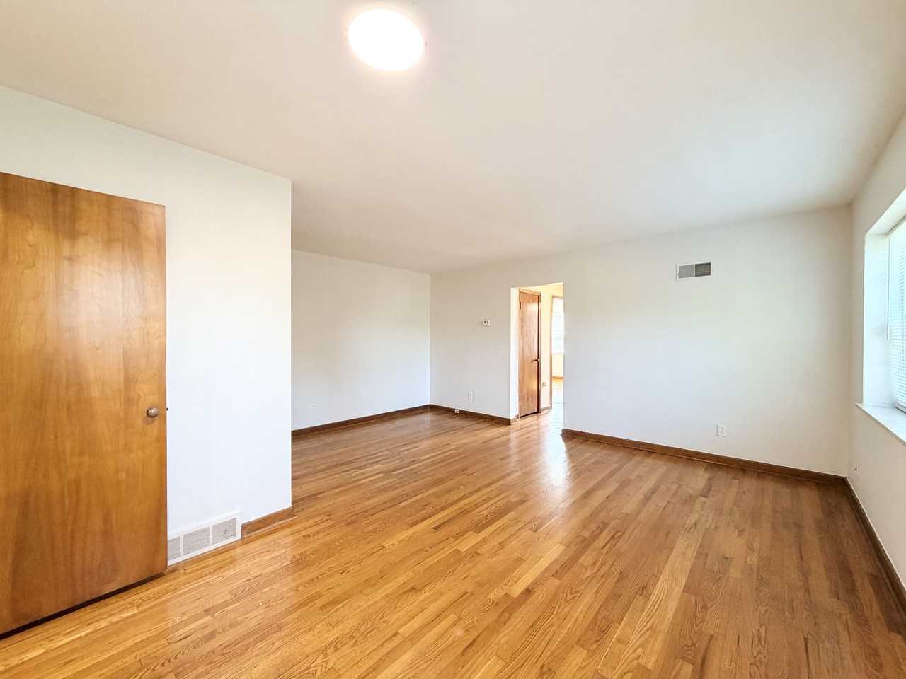 5868 Robert Ave #H - Photo 2 of 11