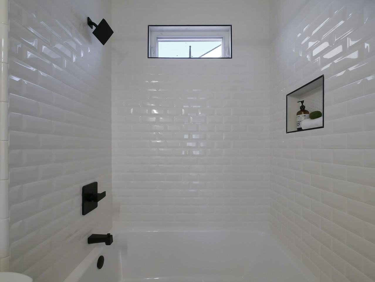 118 Sunset Dr #NA - Photo 7 of 8