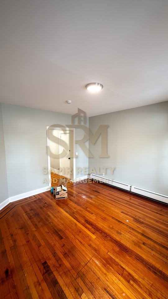 12 Alexander St #1 - Photo 7 of 9
